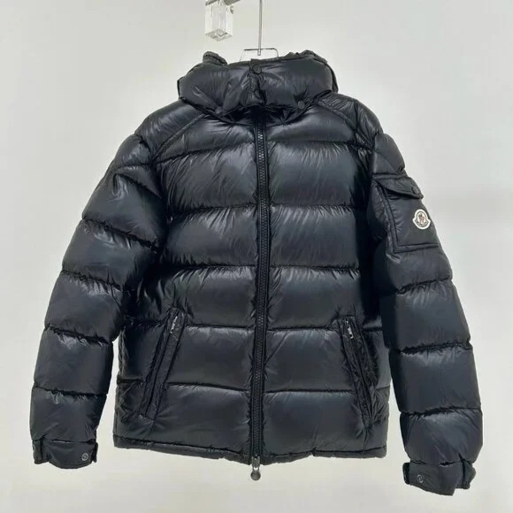 Moncler Black Puffer Jacket🥳🥳